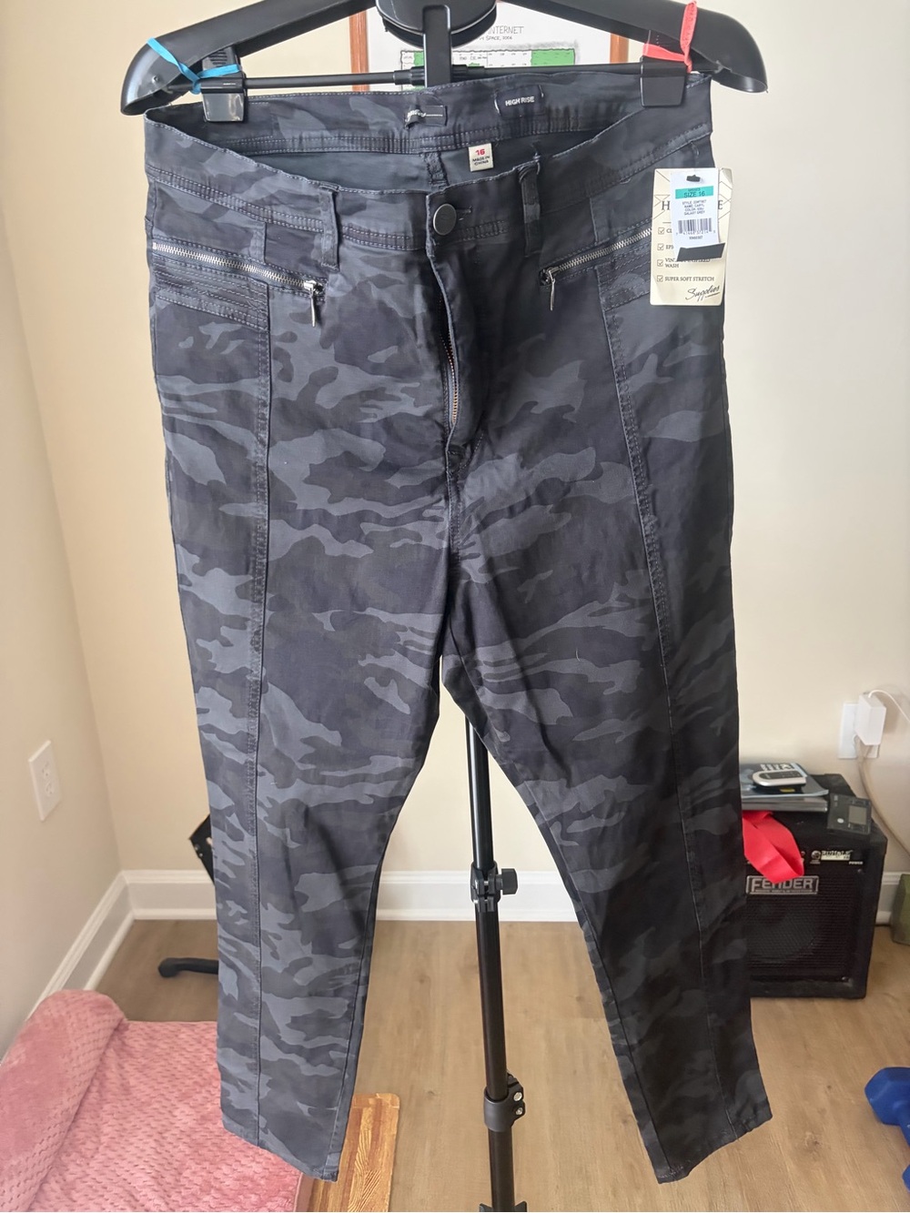 Supplies by Unionbay Caryl Camo High Rise Skinny Jeans Size 16 NWT